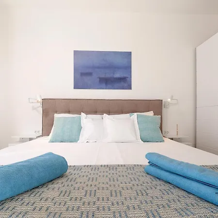 Papa's Court Iii With Pool Pašman